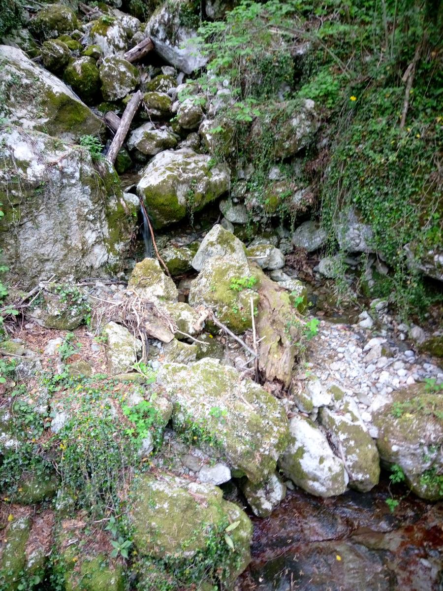 Casoli - Grotta all'onda - Piglione - Campo allorzo - foto 12