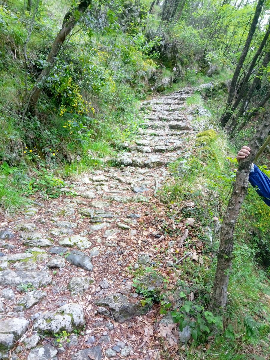 Casoli - Grotta all'onda - Piglione - Campo allorzo - foto 25