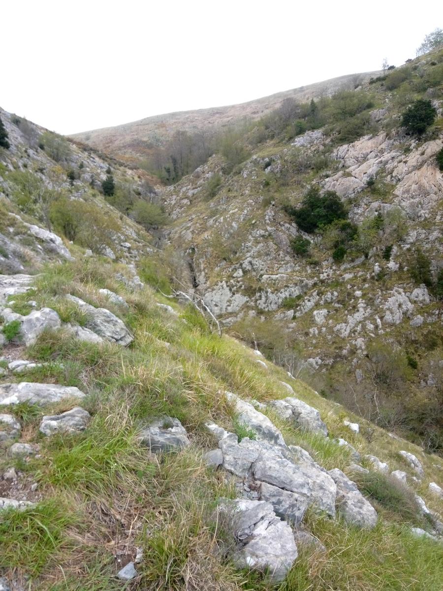 Casoli - Grotta all'onda - Piglione - Campo allorzo - foto 26