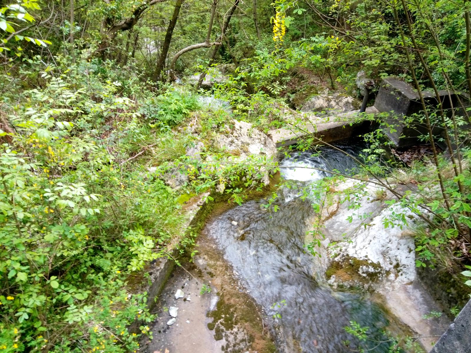 Casoli - Grotta all'onda - Piglione - Campo allorzo - foto 27
