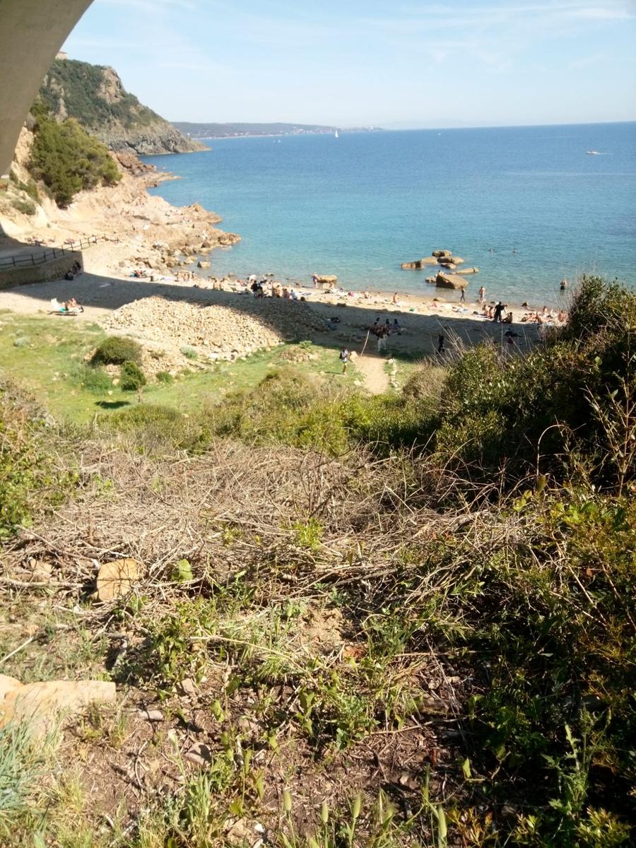 Calignaia - Spiaggia Sonnino - Poggio delle Monachine - Castellaccio - foto 3