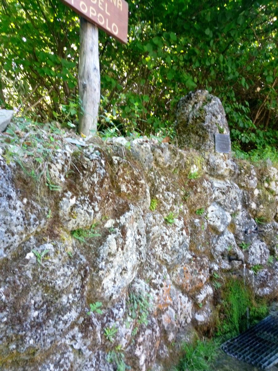 Lago di vagli - Vagli di sotto - Ponte sospeso - foto 4