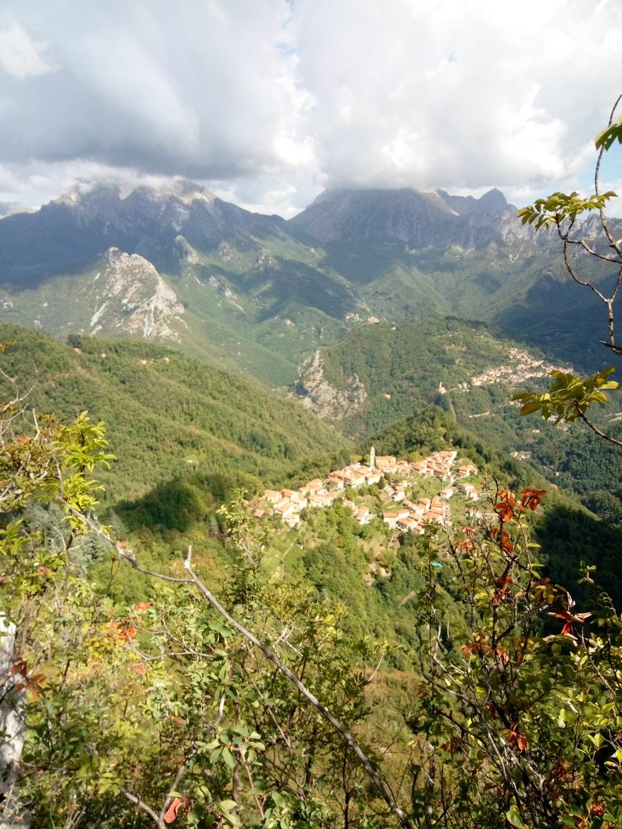 La Culla -Monte Gabberi - Monte Lieto - Sant'Anna di Stazzema - Con Friends In trekking - foto 2