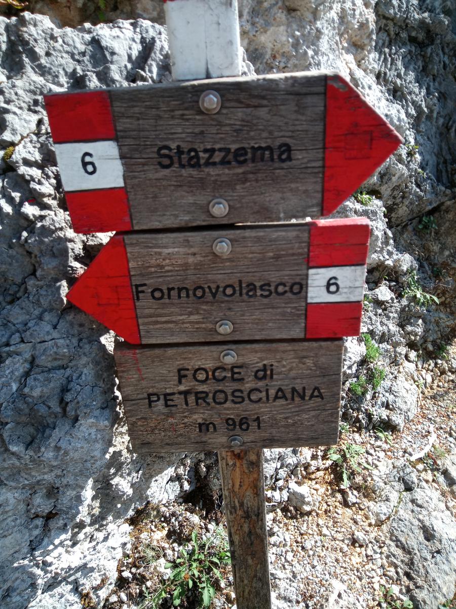 Via Ferrata del Monte Forato e Via Ferrata del Monte Procinto - FriendsInTrekking - foto 9