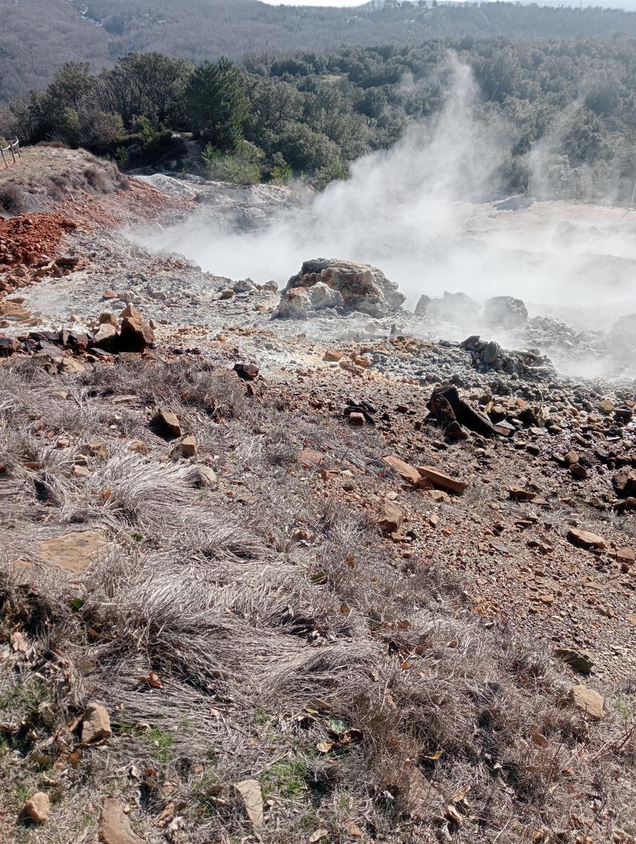 Sasso Pisano - Fumarole - Anello con Friends in trekking - foto 2