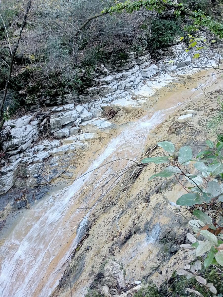 Prato - Rio Buti - Monte Maggiore - Croce della Retaia - foto 8