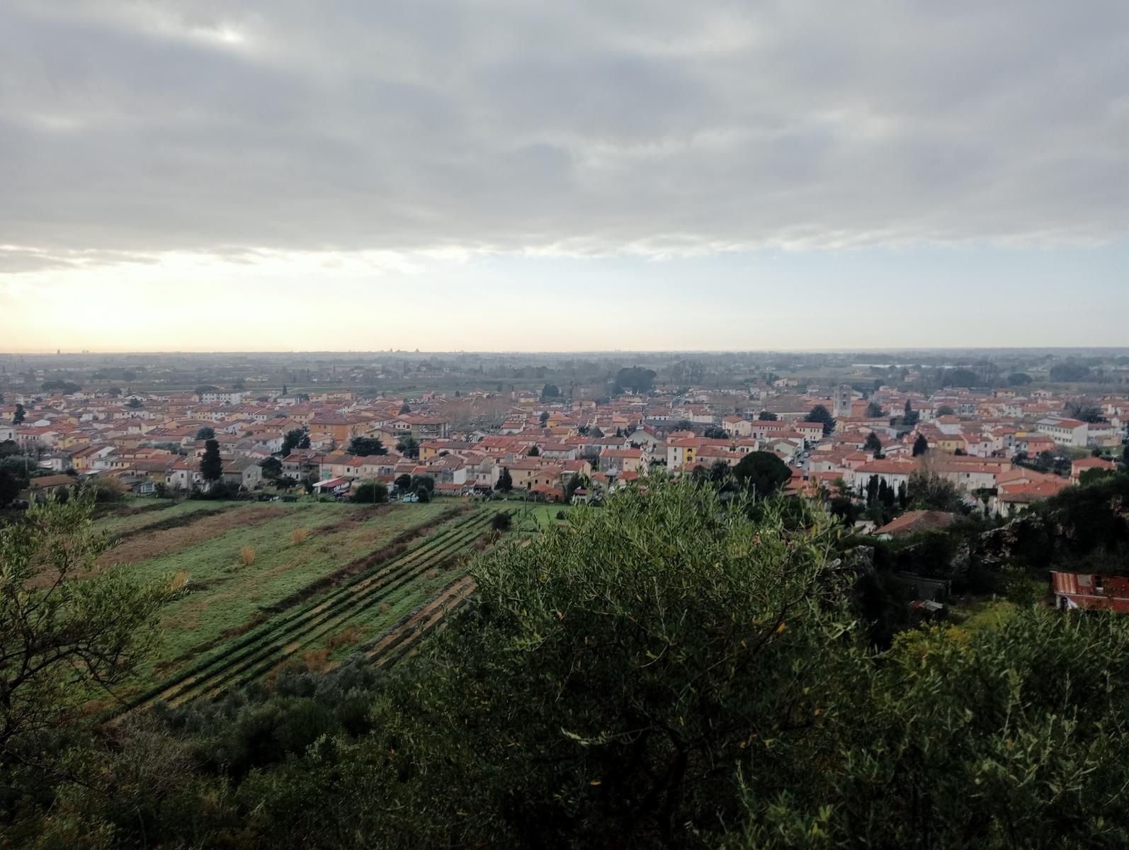 Vecchiano - Monte Spazzavento - Monte del Legnaio - Friends In Trekking - foto 2
