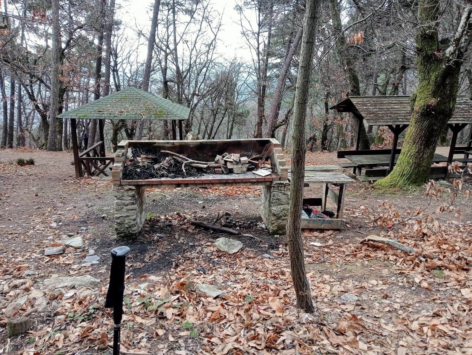 Momente serra - Monte Cimone ~ Monumento ai caduti del Vega - foto 17