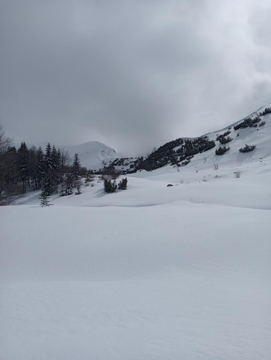 Casetta dei pastori e Lago Nero da Fontana Vaccaia - foto 11