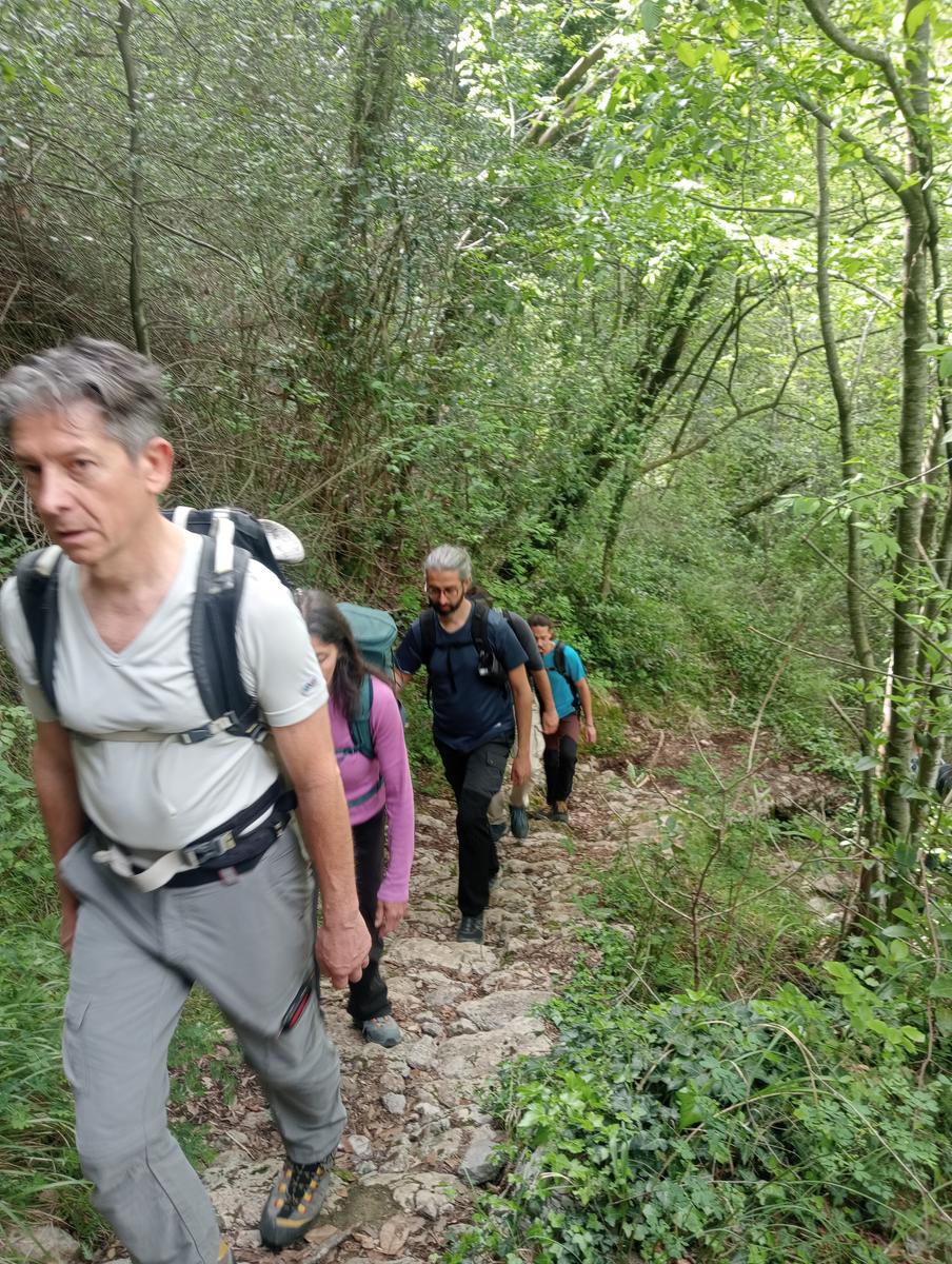 Candalla - Casoli - Ciurlaglia - Grotta del Tmbugione - Monte Penna - foto 21