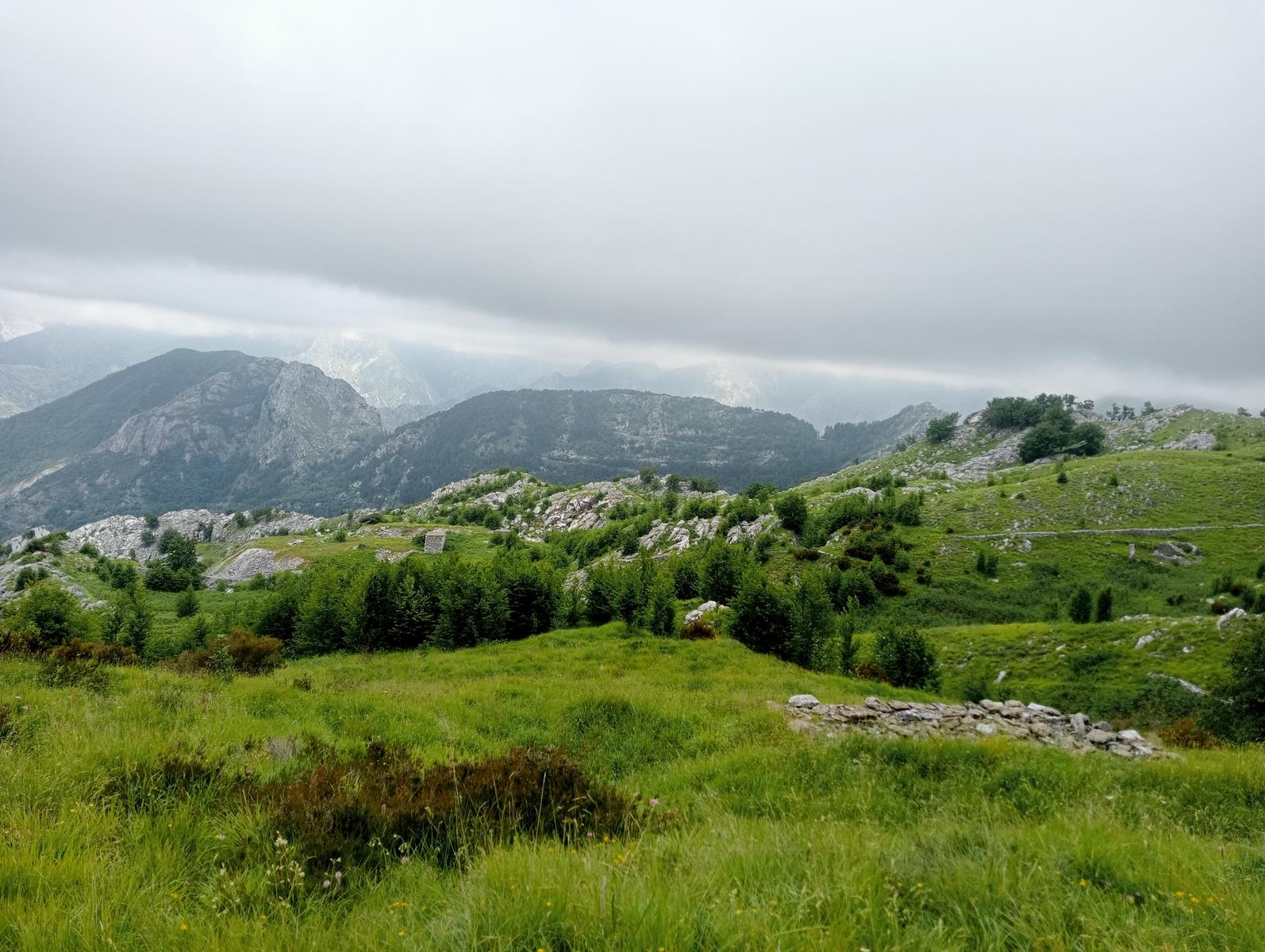 Monte Folgorito, Passo della Cardella e Monte Focoraccia da Vietina - foto 17