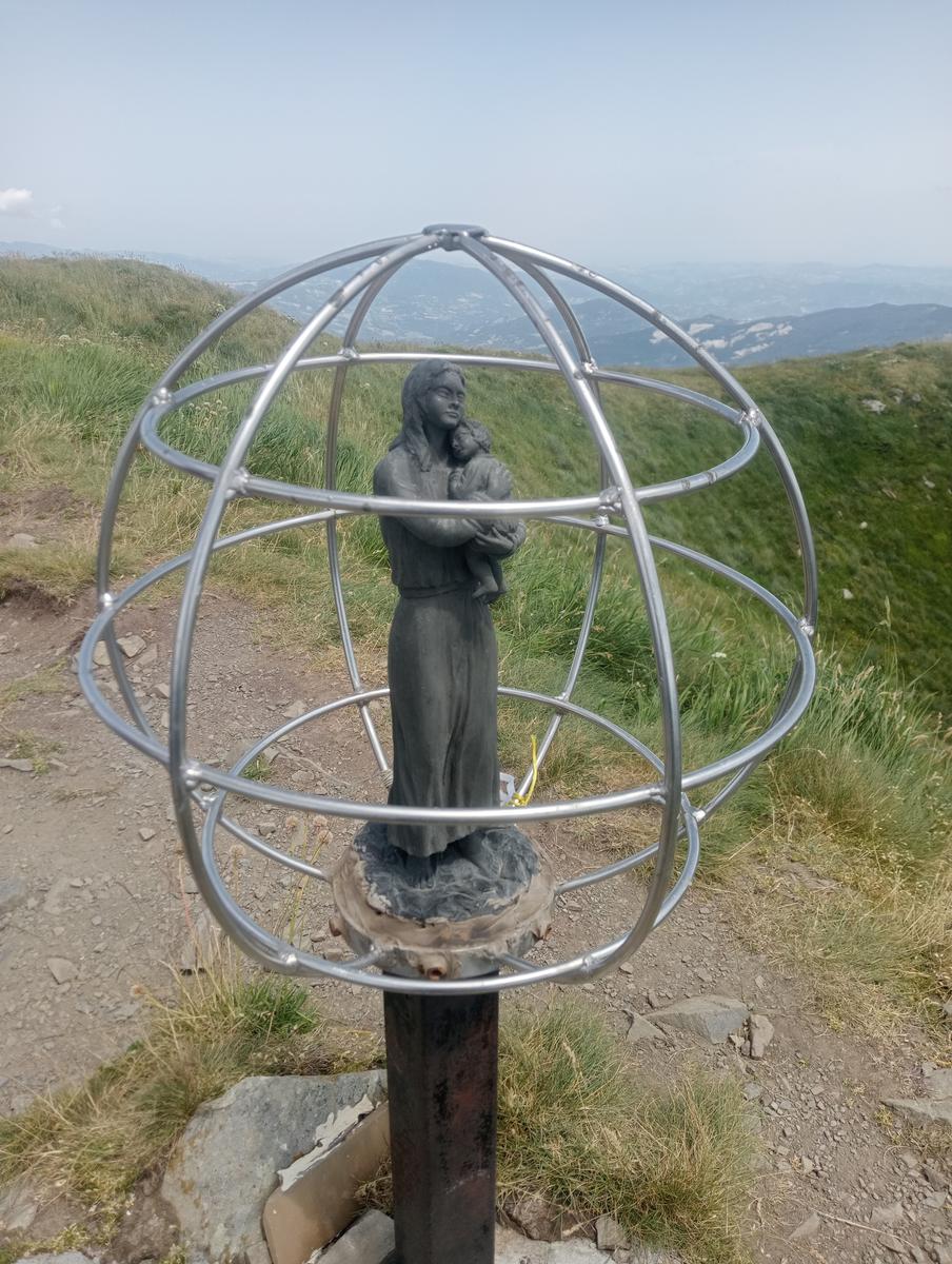 Monte Alto, Passo di Pietra Tagliata e Alpe di Succiso da Passo del Cerreto - foto 5