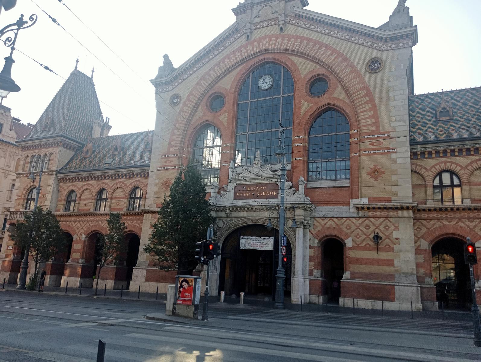 Monumento a los zapatos, Basílica de San Esteban e Gran Sinagoga da Gellérthegy