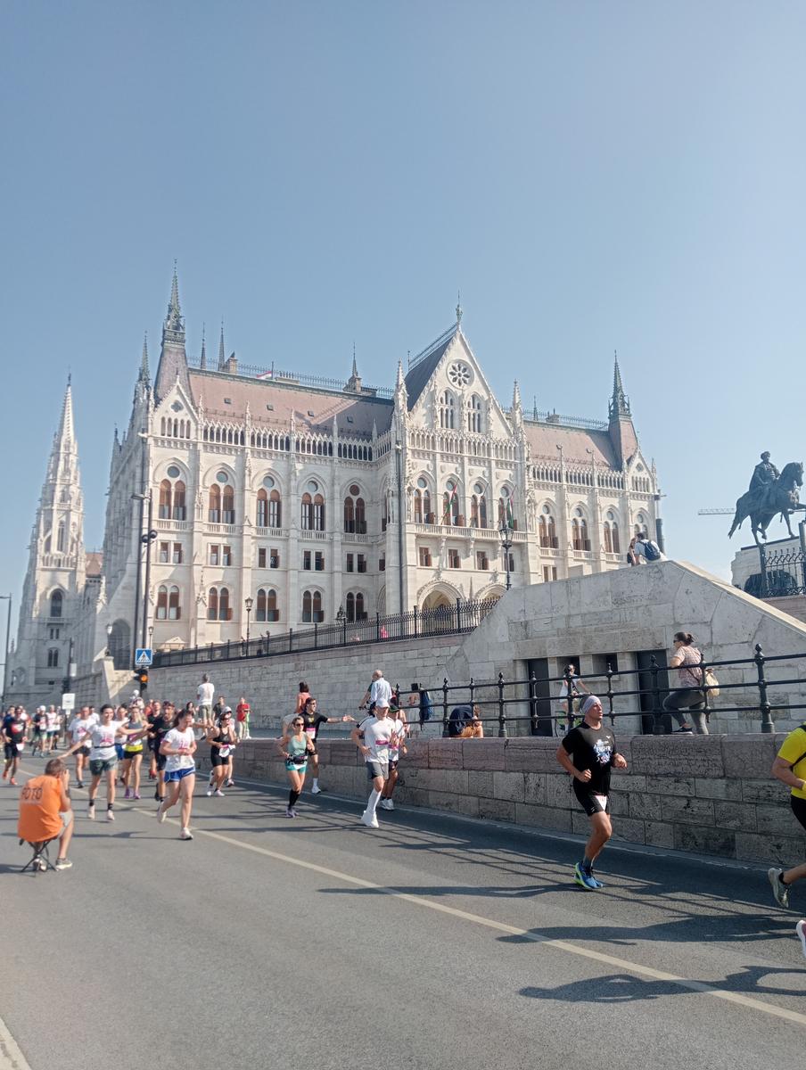Monumento a los zapatos, Basílica de San Esteban e Gran Sinagoga da Gellérthegy - foto 3