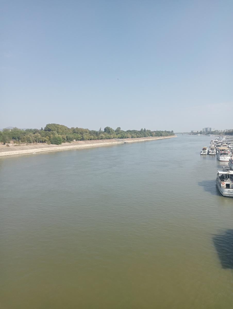 Monumento a los zapatos, Basílica de San Esteban e Gran Sinagoga da Gellérthegy - foto 6