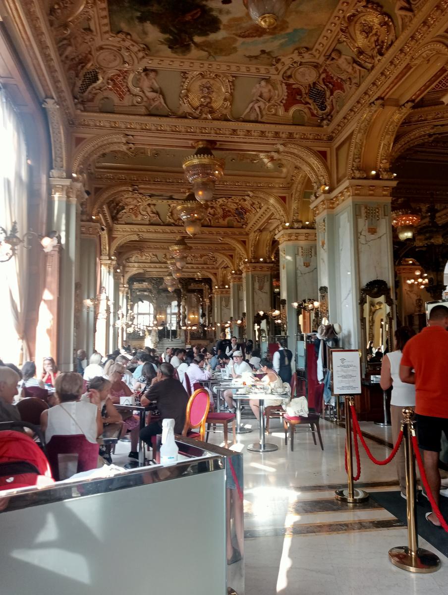 Monumento a los zapatos, Basílica de San Esteban e Gran Sinagoga da Gellérthegy - foto 14