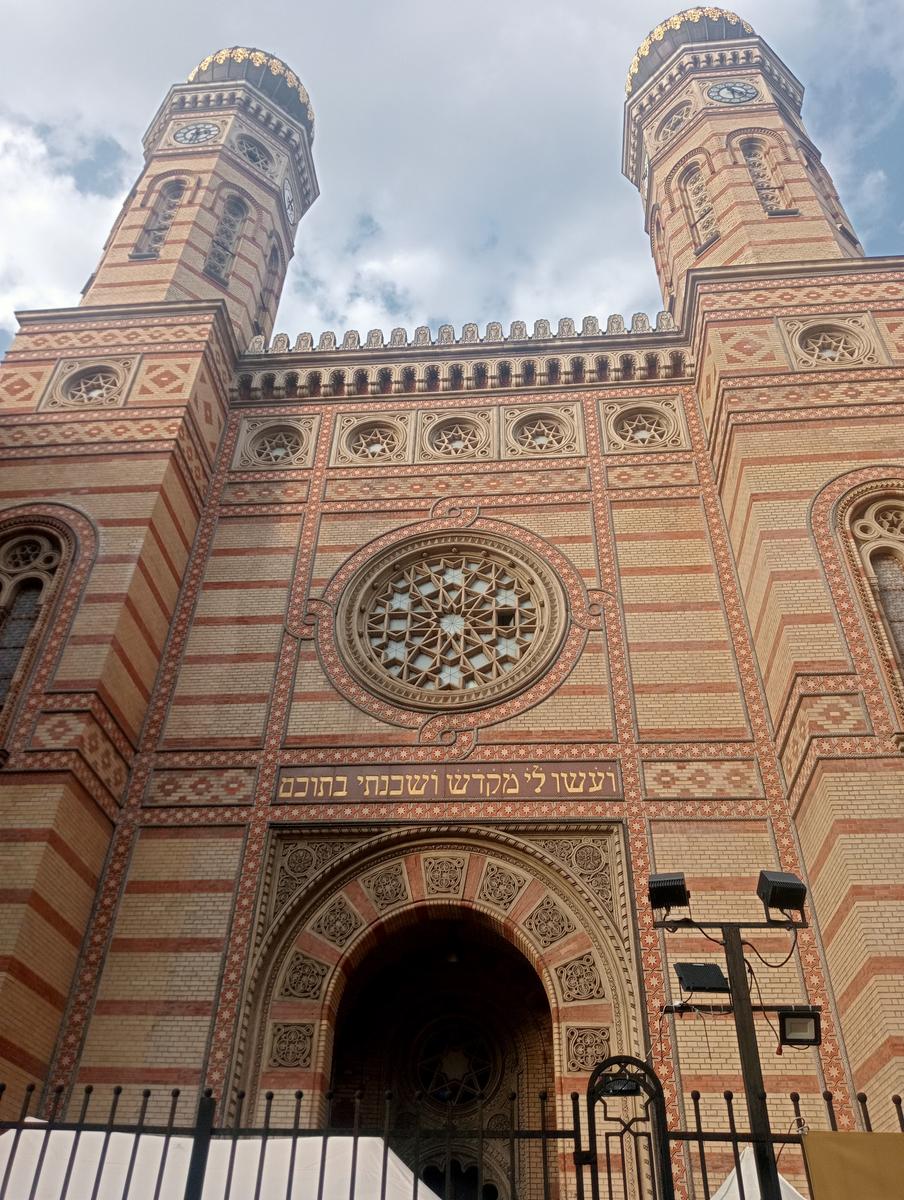 Monumento a los zapatos, Basílica de San Esteban e Gran Sinagoga da Gellérthegy - foto 28