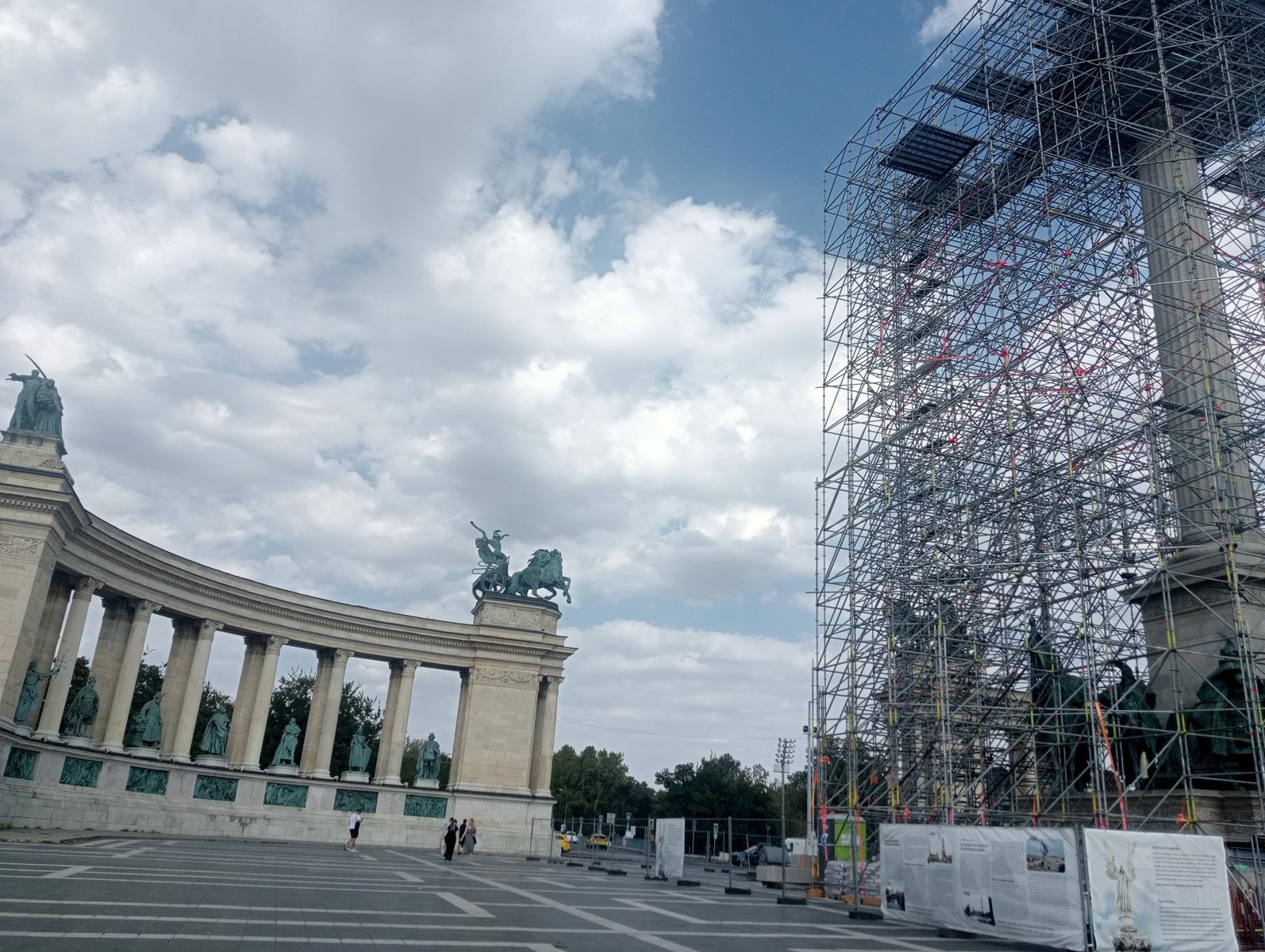 Monumento a los zapatos, Basílica de San Esteban e Gran Sinagoga da Gellérthegy - foto 36