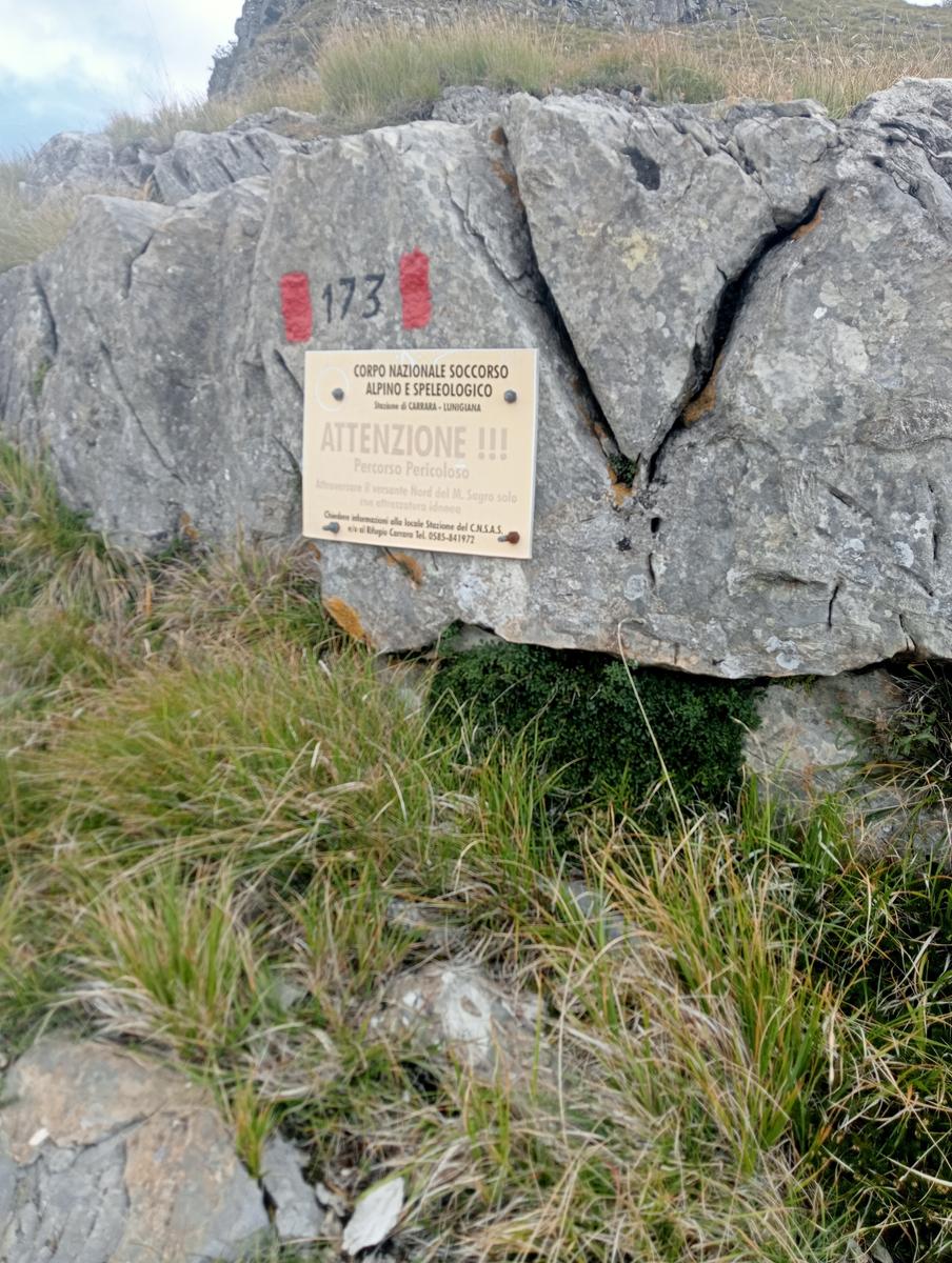 Monte Spallone, Monte Sagro e Punta tre Uomini da Verghereto - foto 26