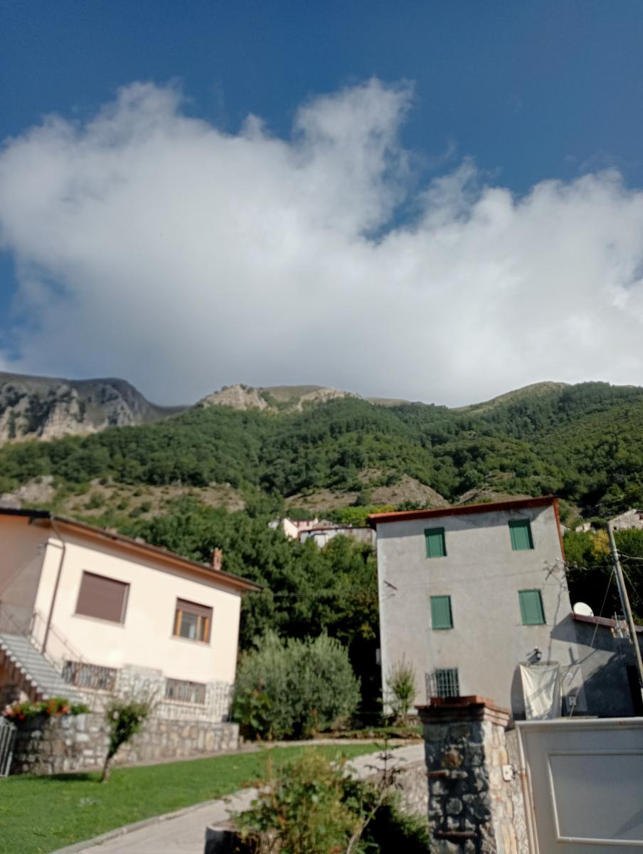 Monte Prato fiorito ~ Monte coronato ~ Alta Via dei Pastori - foto 4