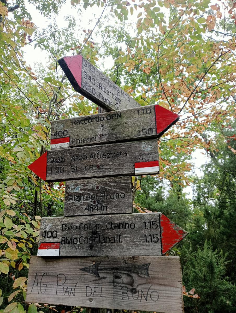 Anello Santa Luce Anello ~Cascate e Terre di Matilde - foto 3