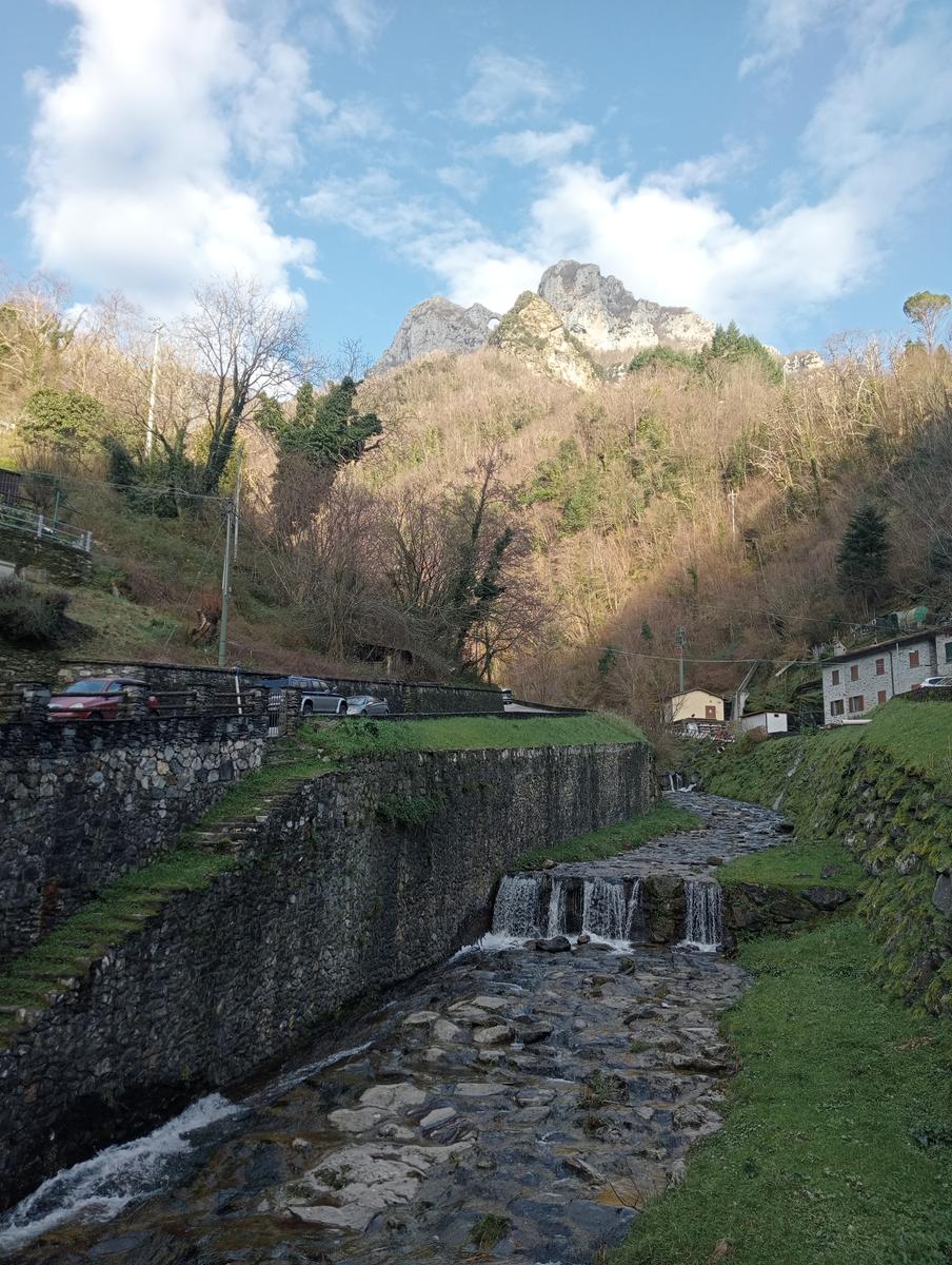 Cascata dell'Acquapendente, Ponte Mediceo e Santuario di San Leonardo da Cardoso - foto 10