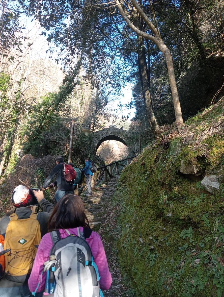 Cascata dell'Acquapendente, Ponte Mediceo e Santuario di San Leonardo da Cardoso - foto 14