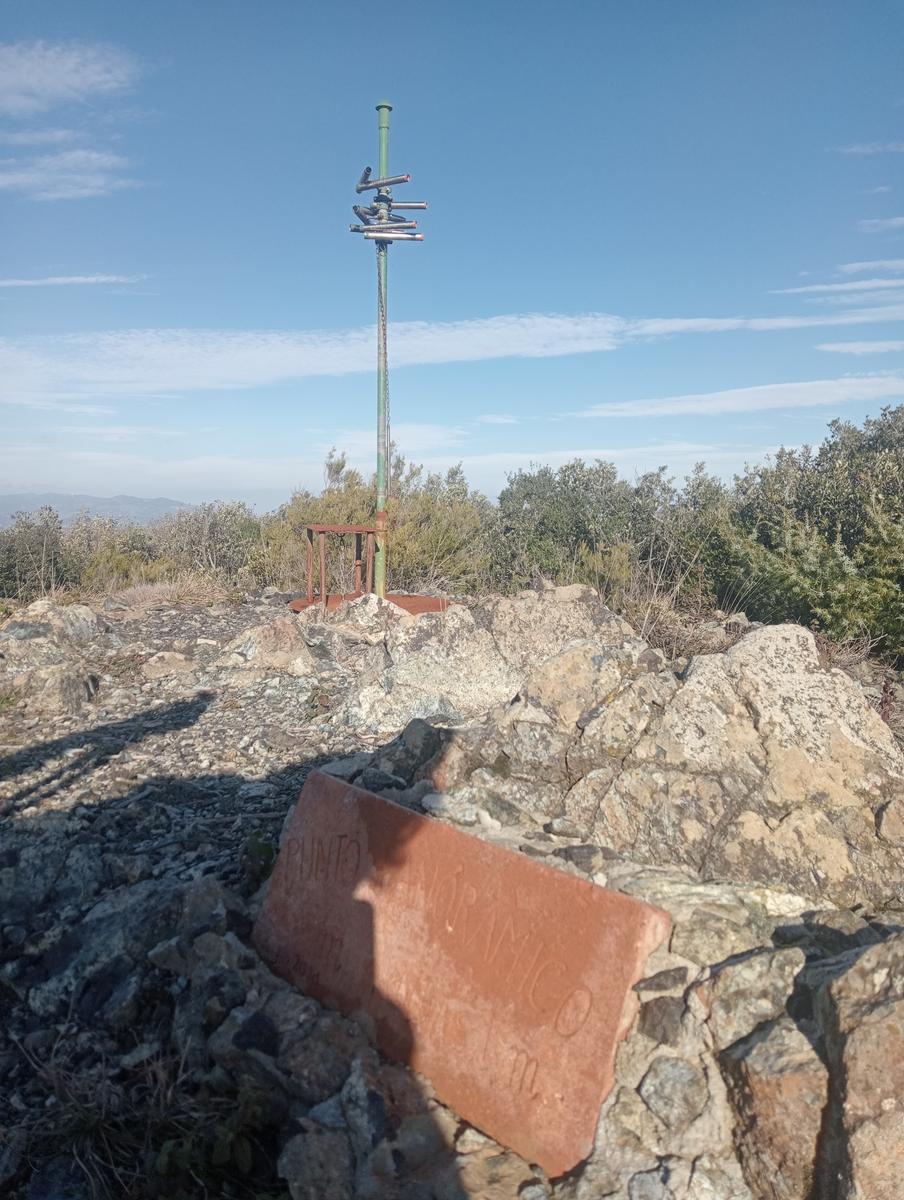 Pozzo della campana e San Michele alle Formiche da Montecerboli - foto 14