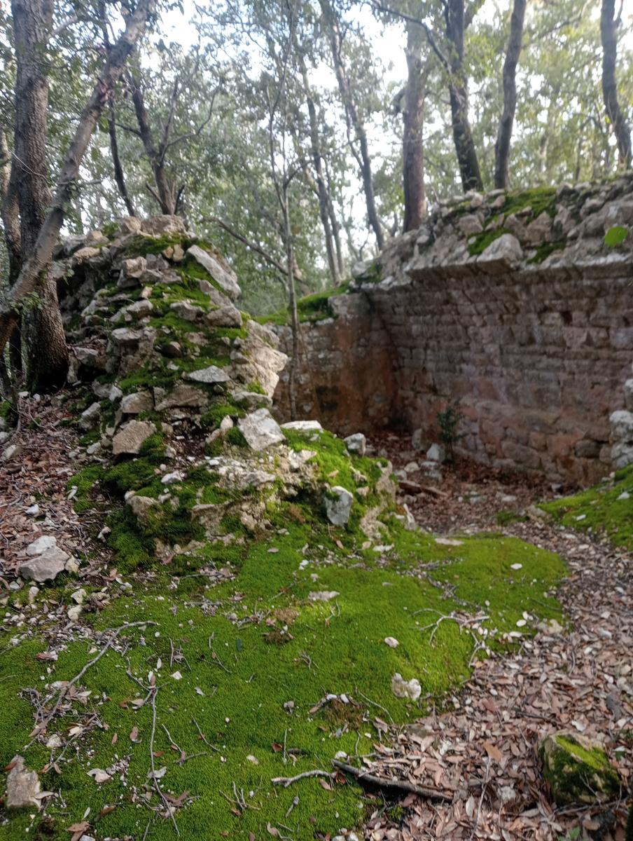 Cascate della Strolla, Fonte del latte e Pieve della Nera da Prato d'Era - foto 9