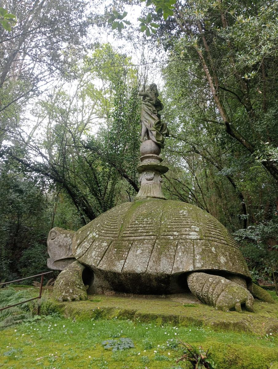 Fontana di Pegaso da Former Roman Catholic Diocese of Bomarzo - foto 13