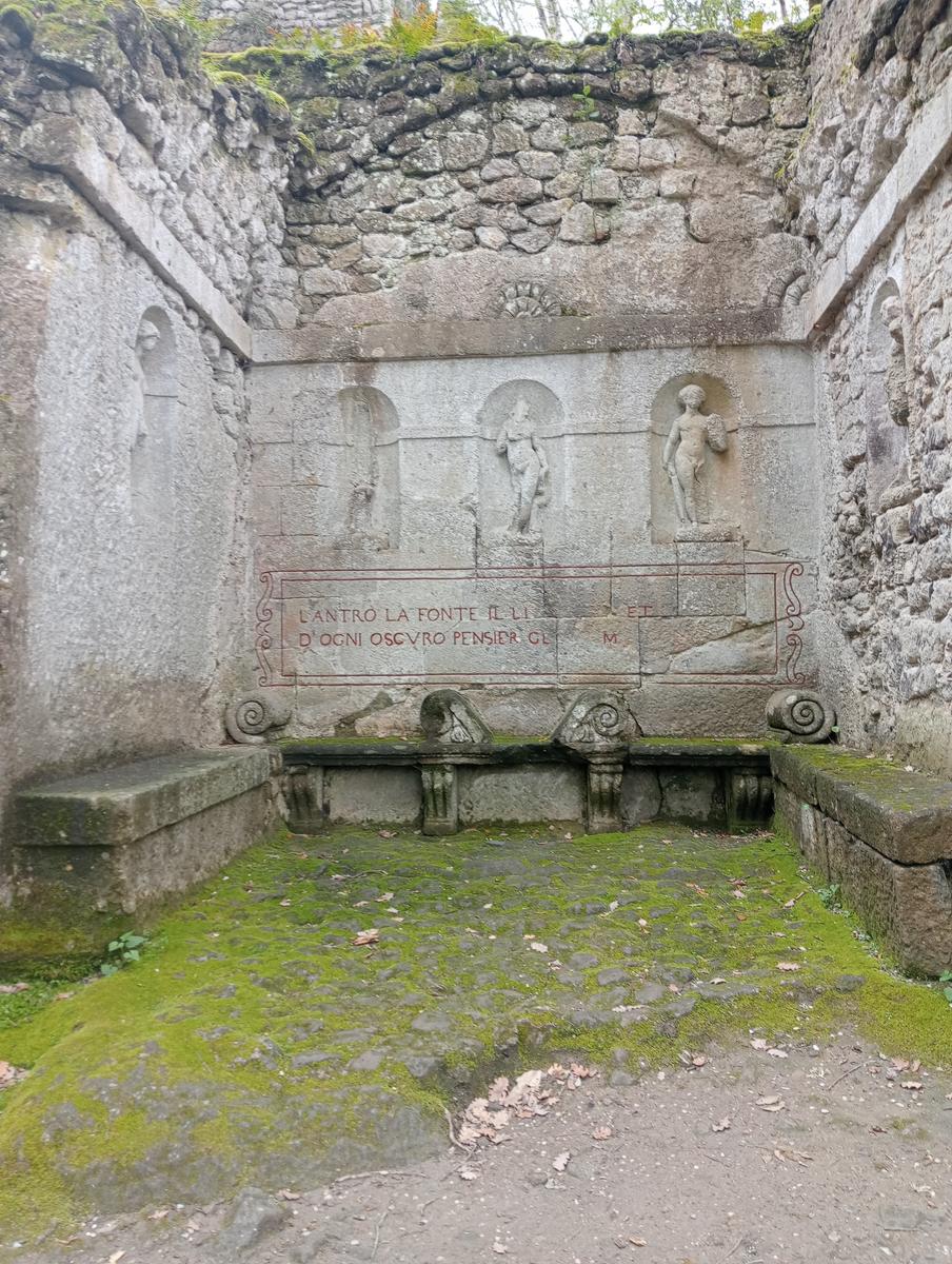 Fontana di Pegaso da Former Roman Catholic Diocese of Bomarzo - foto 14