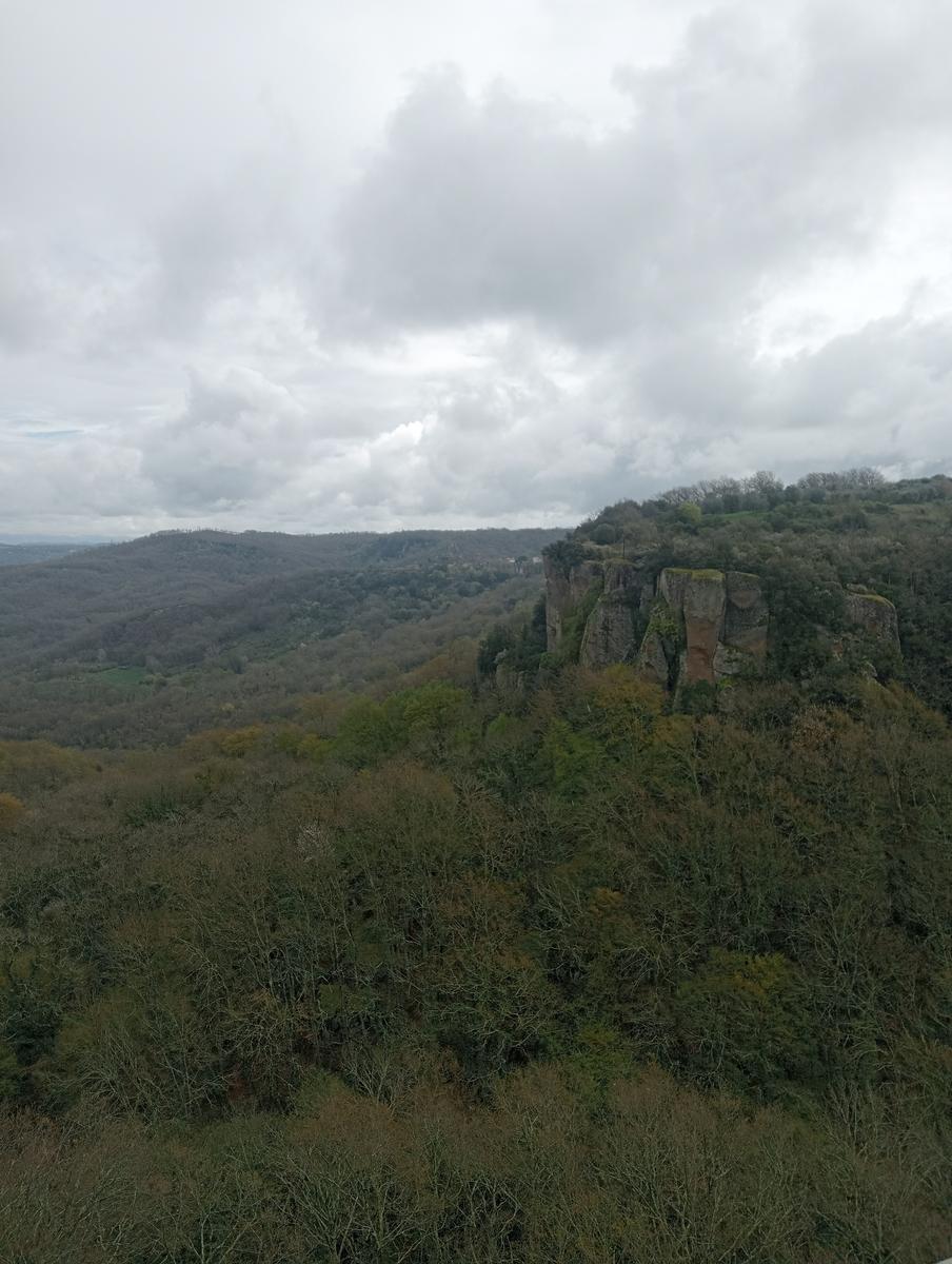 Necropoli Santa Cecilia, Piramide etrusca e Iscrizione romana da Bomarzo - foto 6