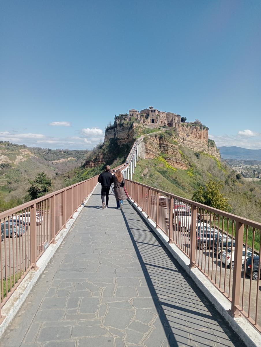 Civita di Bagnoregio - foto 2