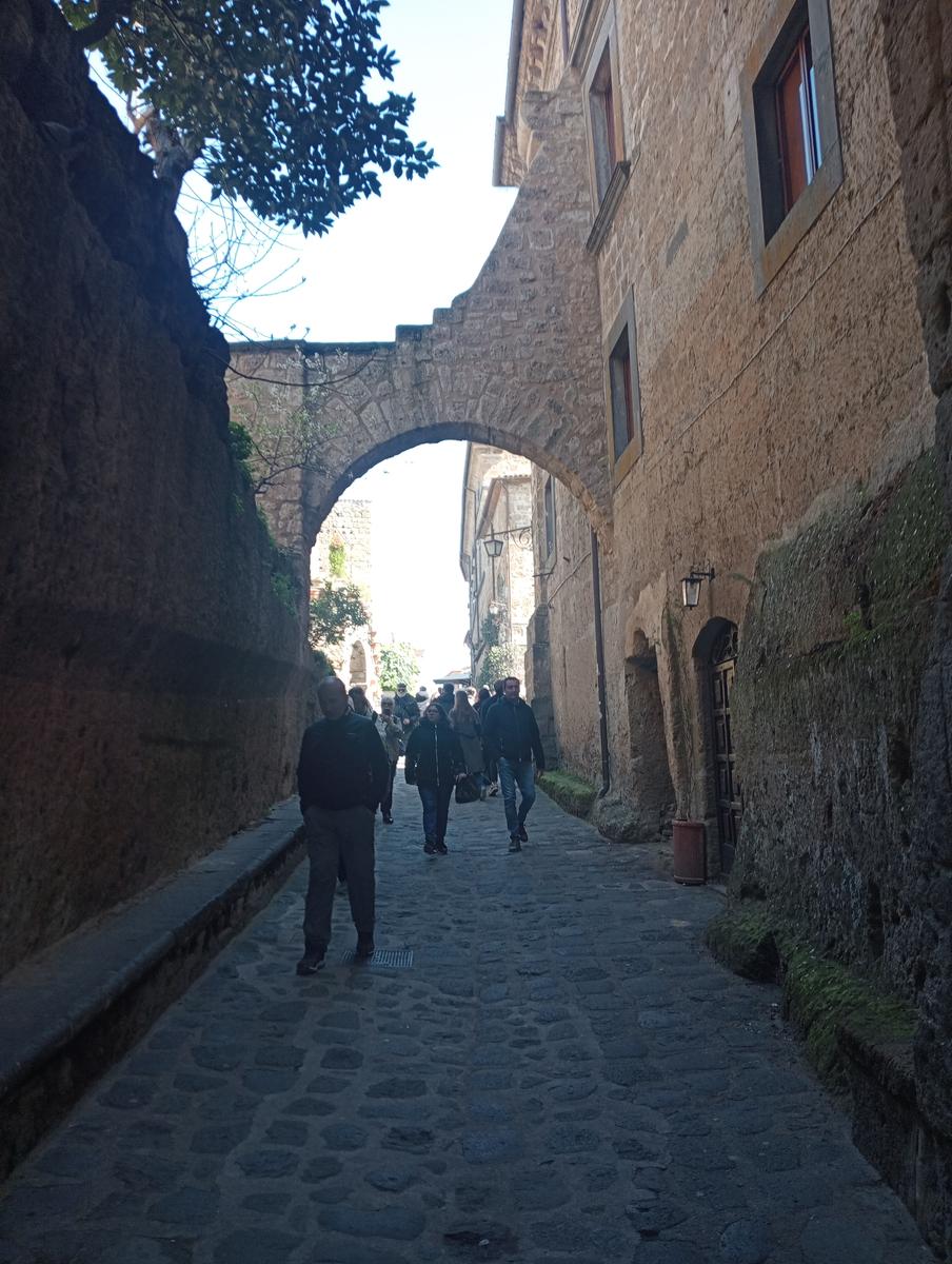 Civita di Bagnoregio - foto 7