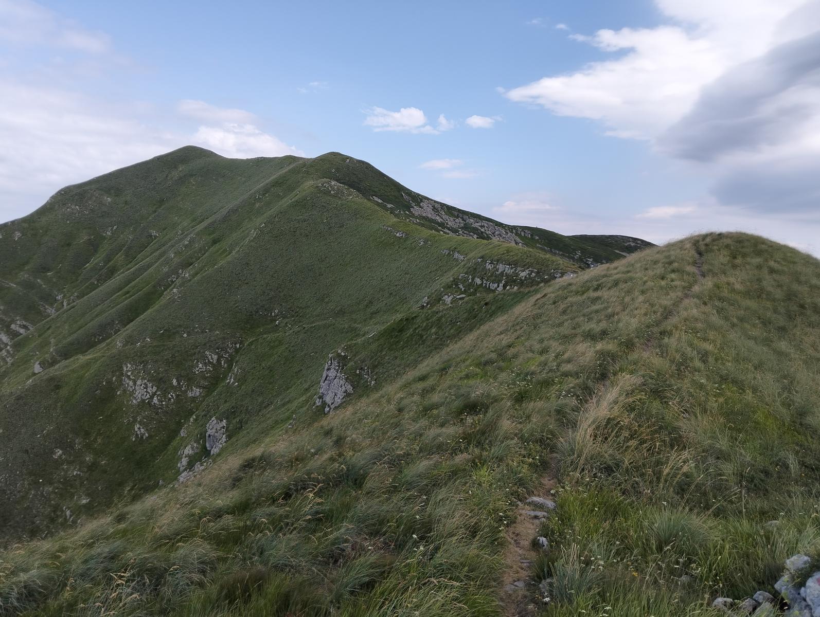 Pratospilla - Monte Bragalata - Monte Losanna - Monte Sillara - Monte Marmagna | Traversata panoramica Appenninica - foto 35