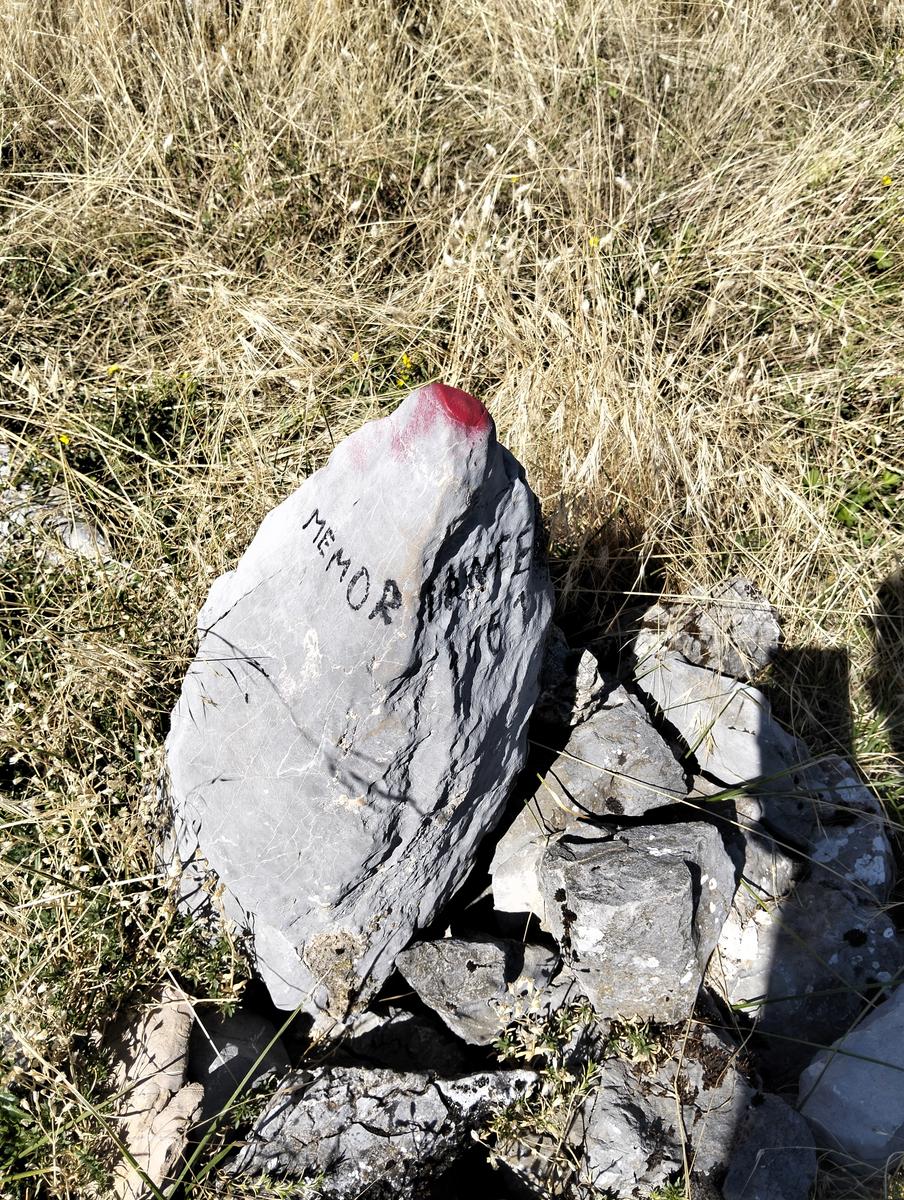 Monte Memoriante, Penna di Lucchio e Monte Lischeta da Lucchio - foto 5
