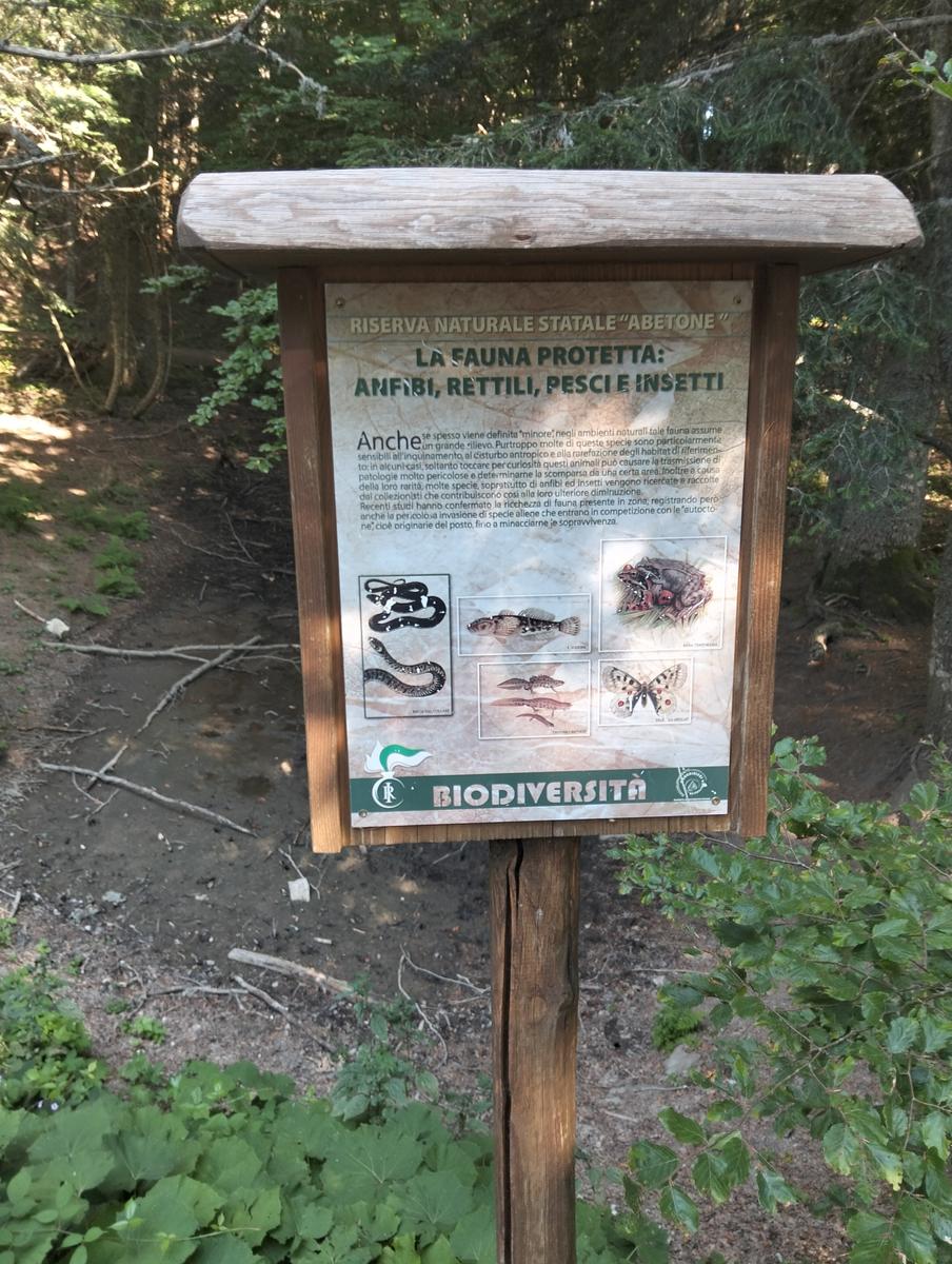 Libro Aperto, Monte Lagoni e Rifugio Casetta di Lapo da Abetone