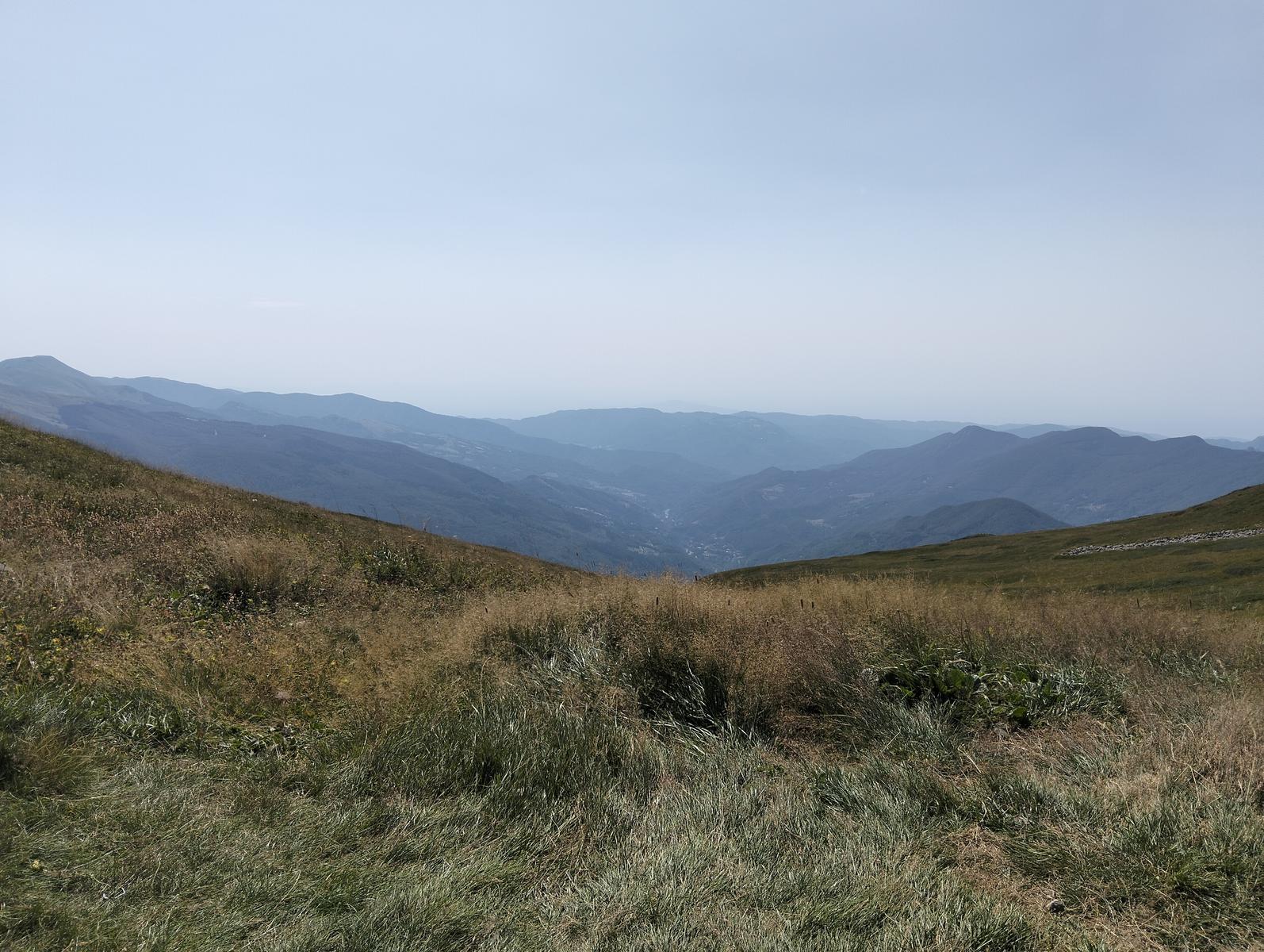 Libro Aperto, Monte Lagoni e Rifugio Casetta di Lapo da Abetone - foto 4