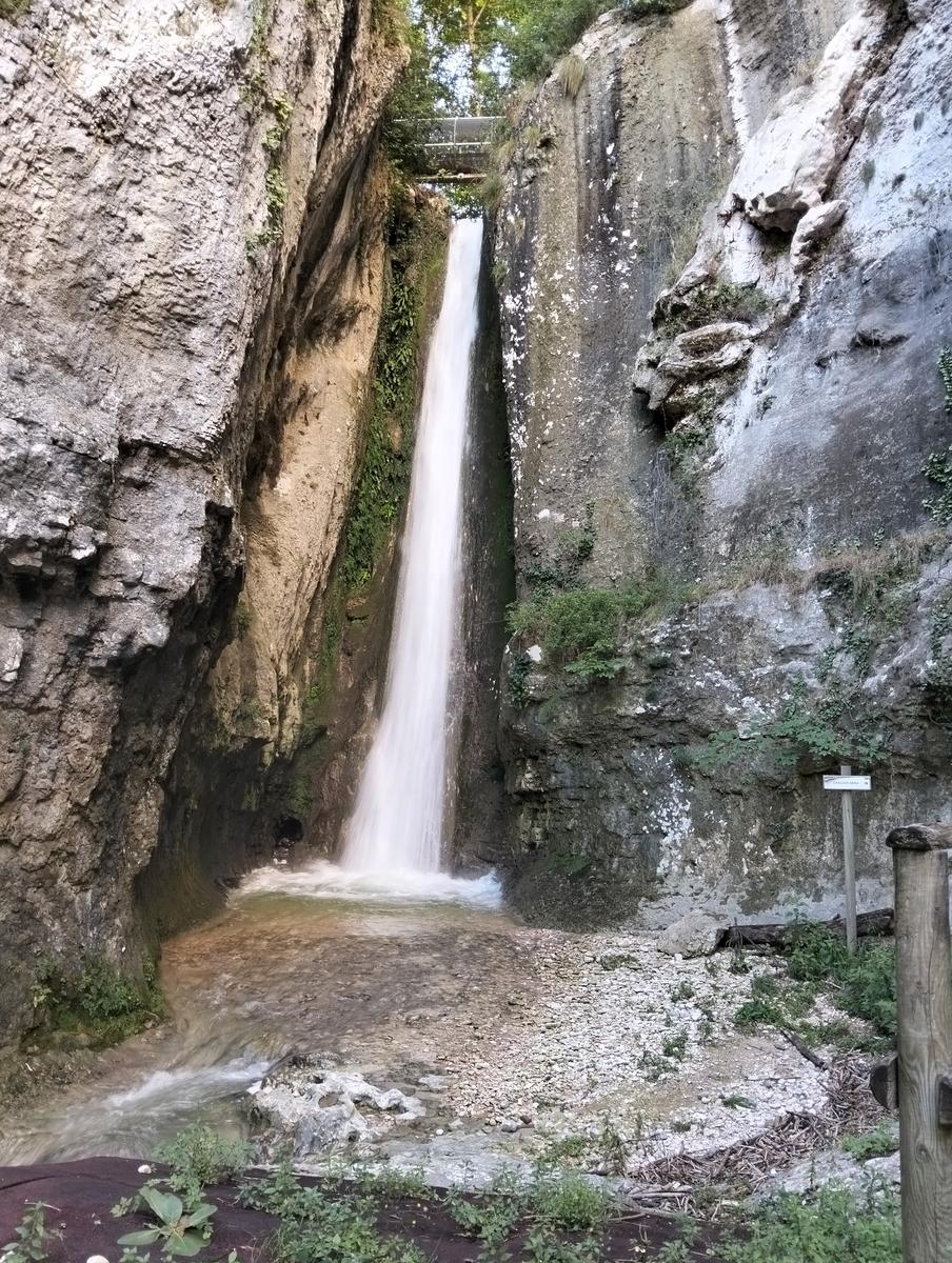 Anello di Molina: Cascata dell’Orso, Doppio Covolo e Cascata Nera - foto 13