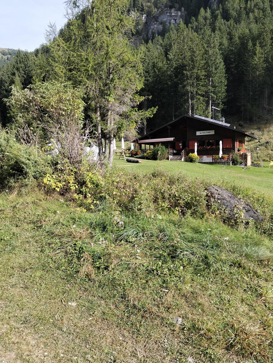 Rifugio Micheluzzi, Passo Dona e Lago Antermoia da Campitello di Fassa - foto 2