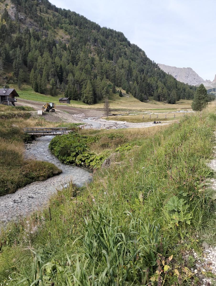 Rifugio Micheluzzi, Passo Dona e Lago Antermoia da Campitello di Fassa - foto 10