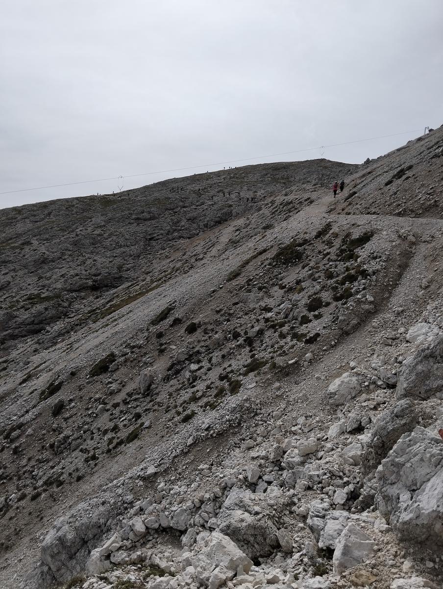 Rifugio Micheluzzi, Passo Dona e Lago Antermoia da Campitello di Fassa - foto 19