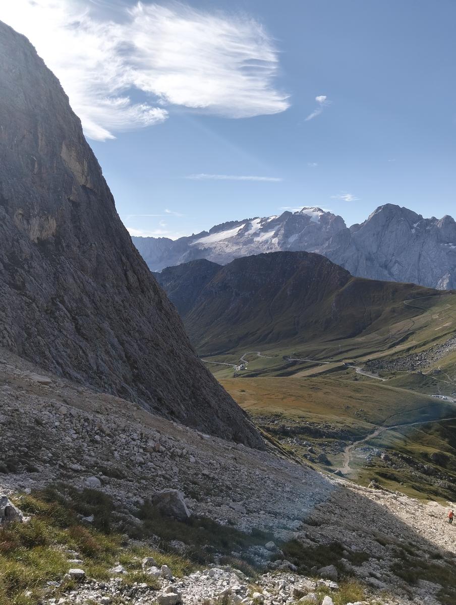 Passo Pordoi, Rifugio Forcella Pordoi e Piz Boe da Passo Pordoi (via normale) - foto 4