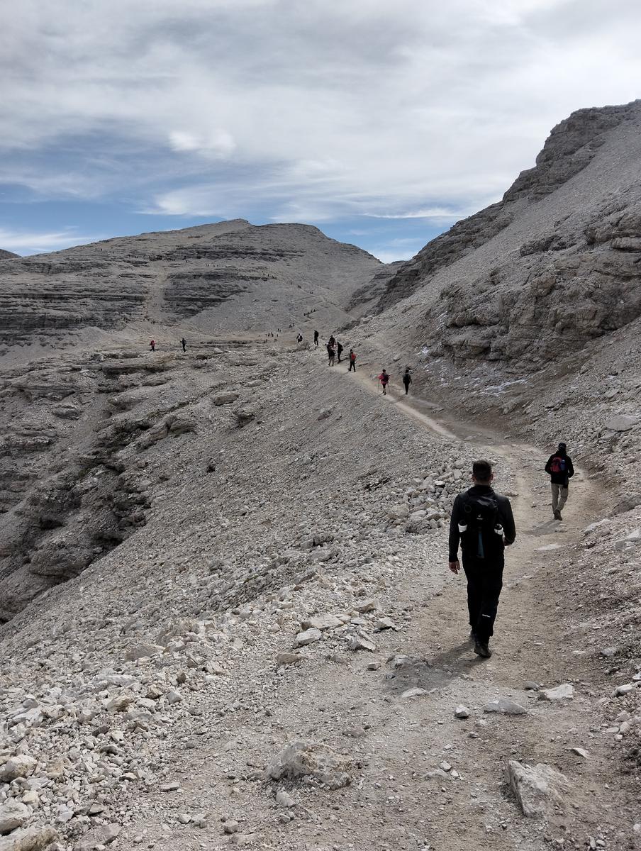 Passo Pordoi, Rifugio Forcella Pordoi e Piz Boe da Passo Pordoi (via normale) - foto 5
