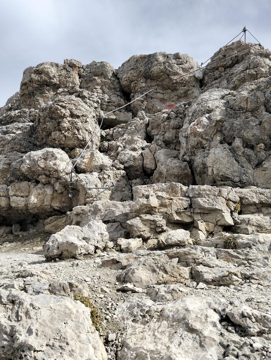 Passo Pordoi, Rifugio Forcella Pordoi e Piz Boe da Passo Pordoi (via normale) - foto 18