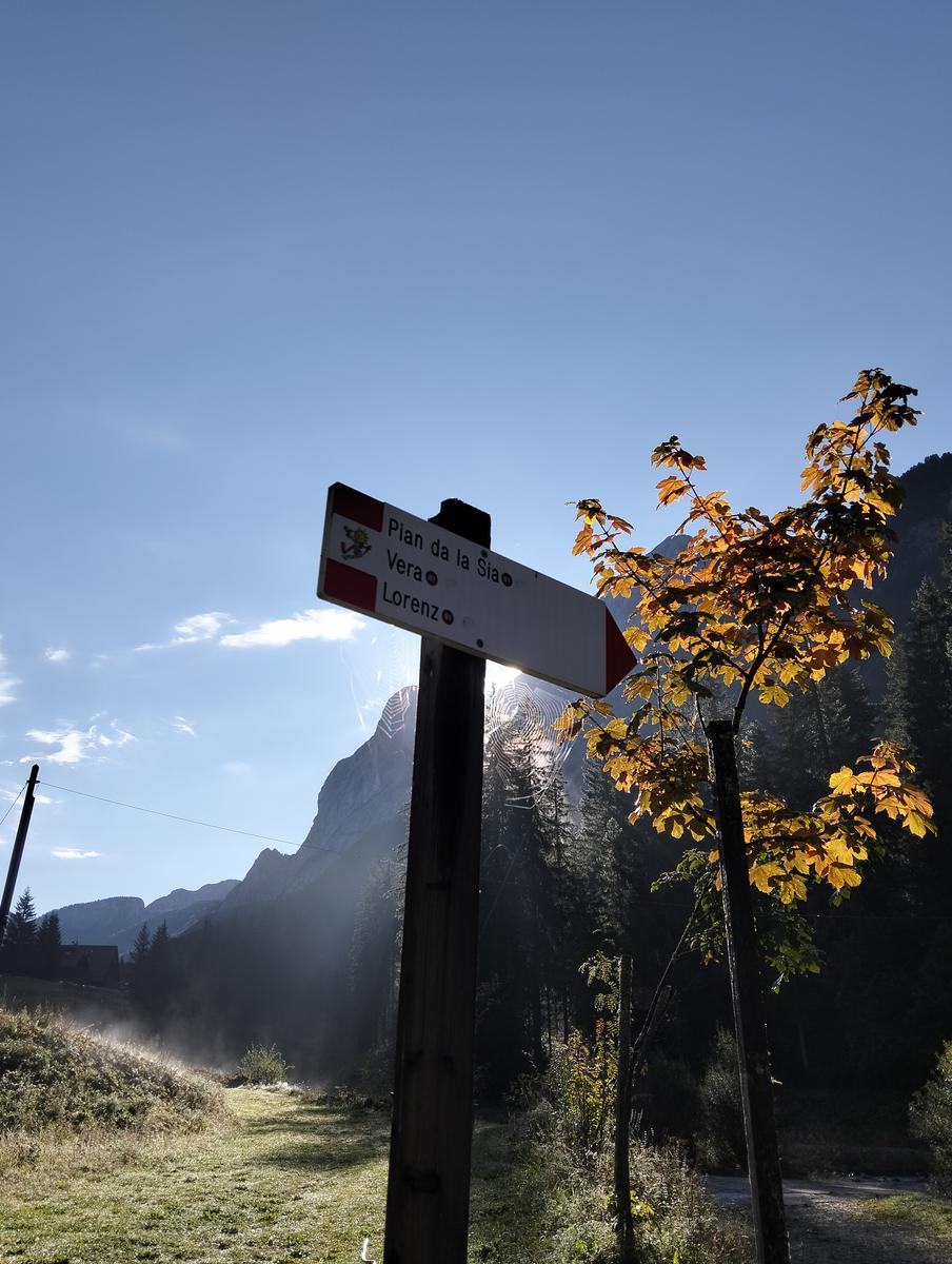 Anello Alba–Penia: Baita Locia de Contrin, Passo San Nicolò e Rifugio Contrin