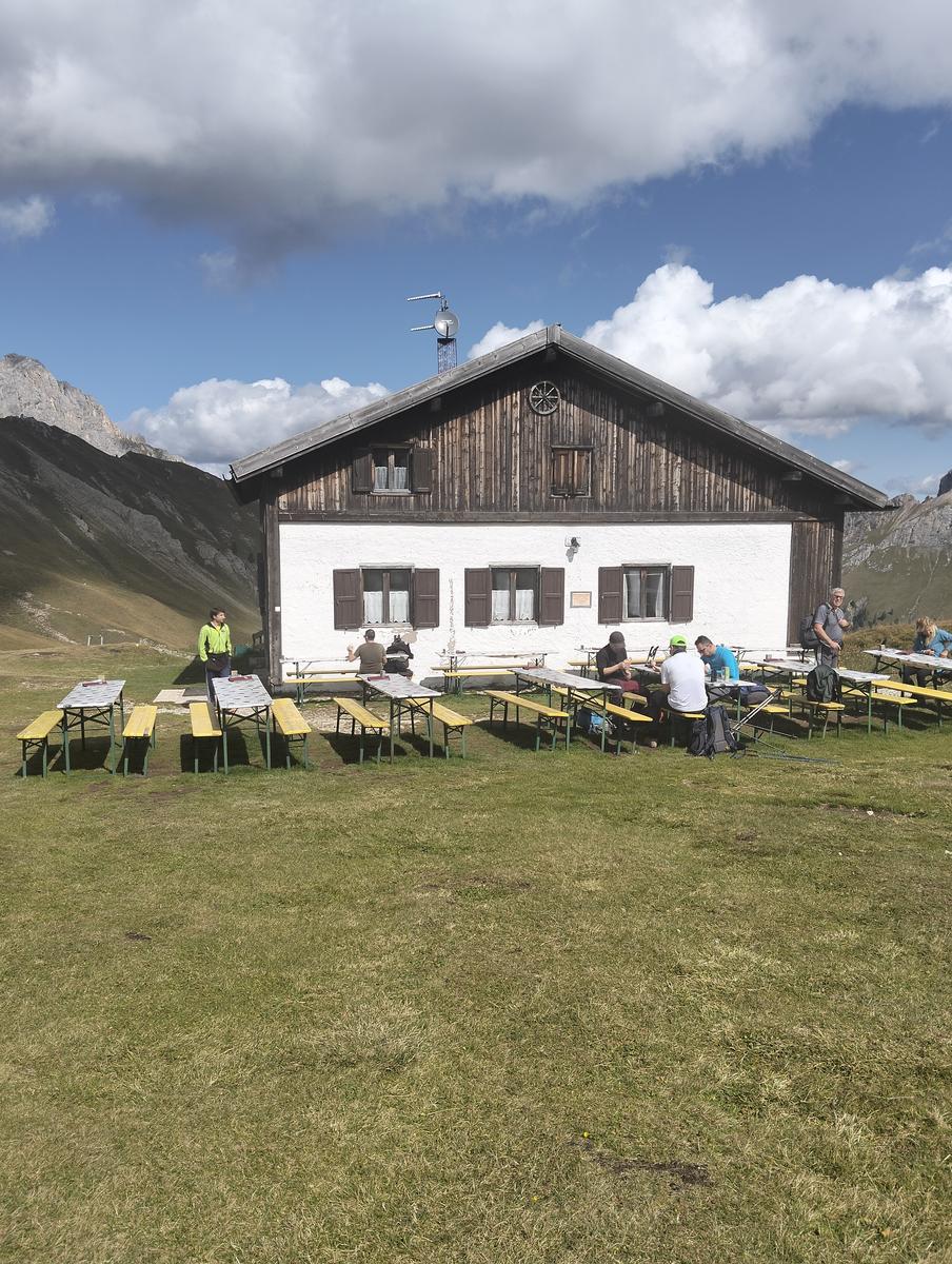 Anello Alba–Penia: Baita Locia de Contrin, Passo San Nicolò e Rifugio Contrin - foto 7