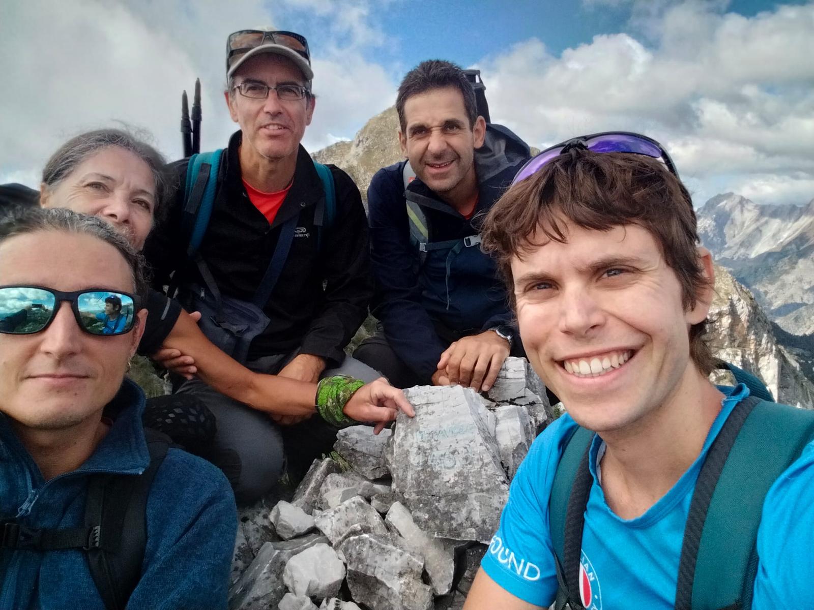 Anello del Monte dei Ronchi, Monte delle Tavole e Monte Altissimo dalle Cave del Cipollaio