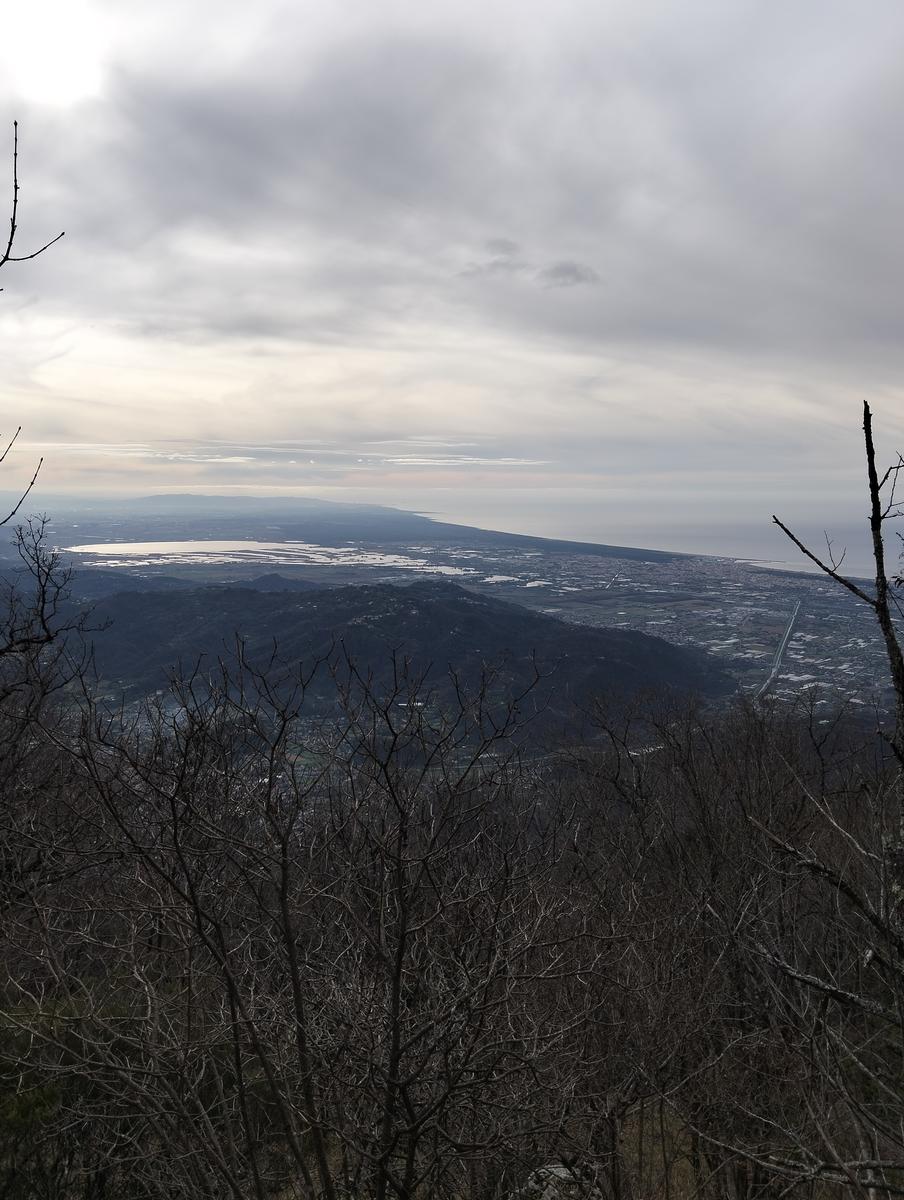 Roccia dei Pennati, Monte Gabberi e Monte Gevoli da Greppolungo - foto 4