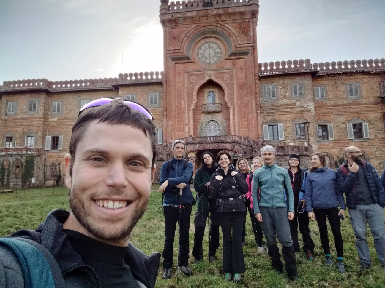 Sequoie, Sequoia gemella e Castello di Sammezzano da Leccio - foto 11